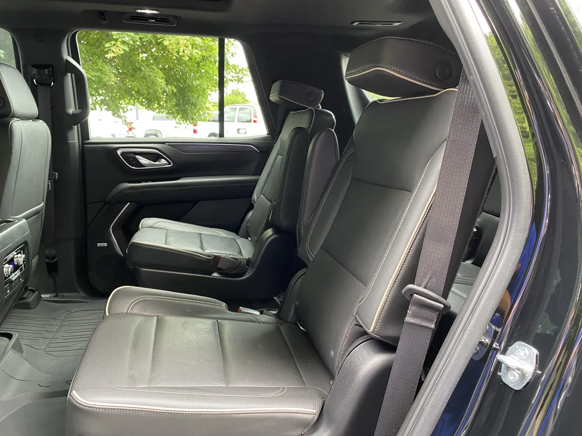 2022 GMC Yukon SLT thumbnail 36