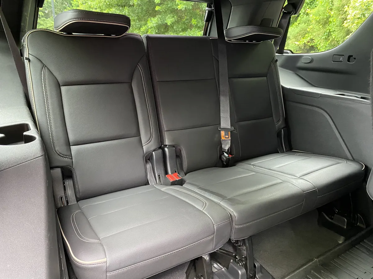 2022 GMC Yukon SLT thumbnail 37