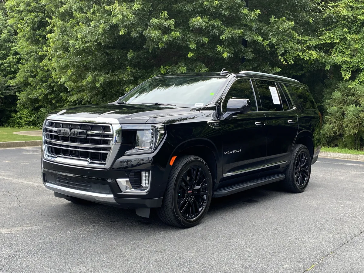 2022 GMC Yukon SLT thumbnail 4