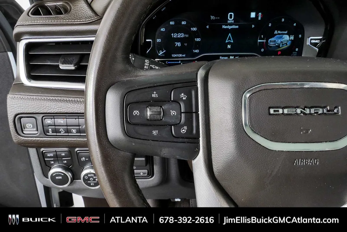 2022 GMC Yukon XL Denali thumbnail 10