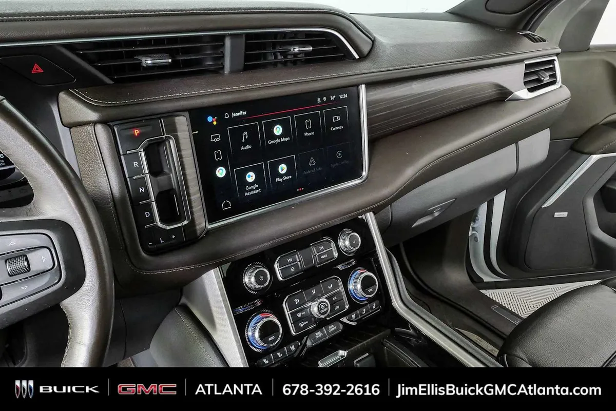 2022 GMC Yukon XL Denali thumbnail 13