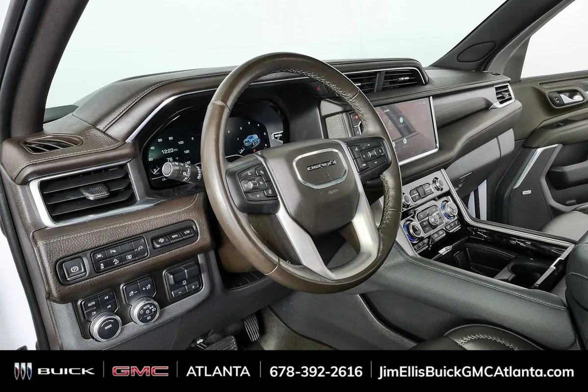 2022 GMC Yukon XL Denali thumbnail 4