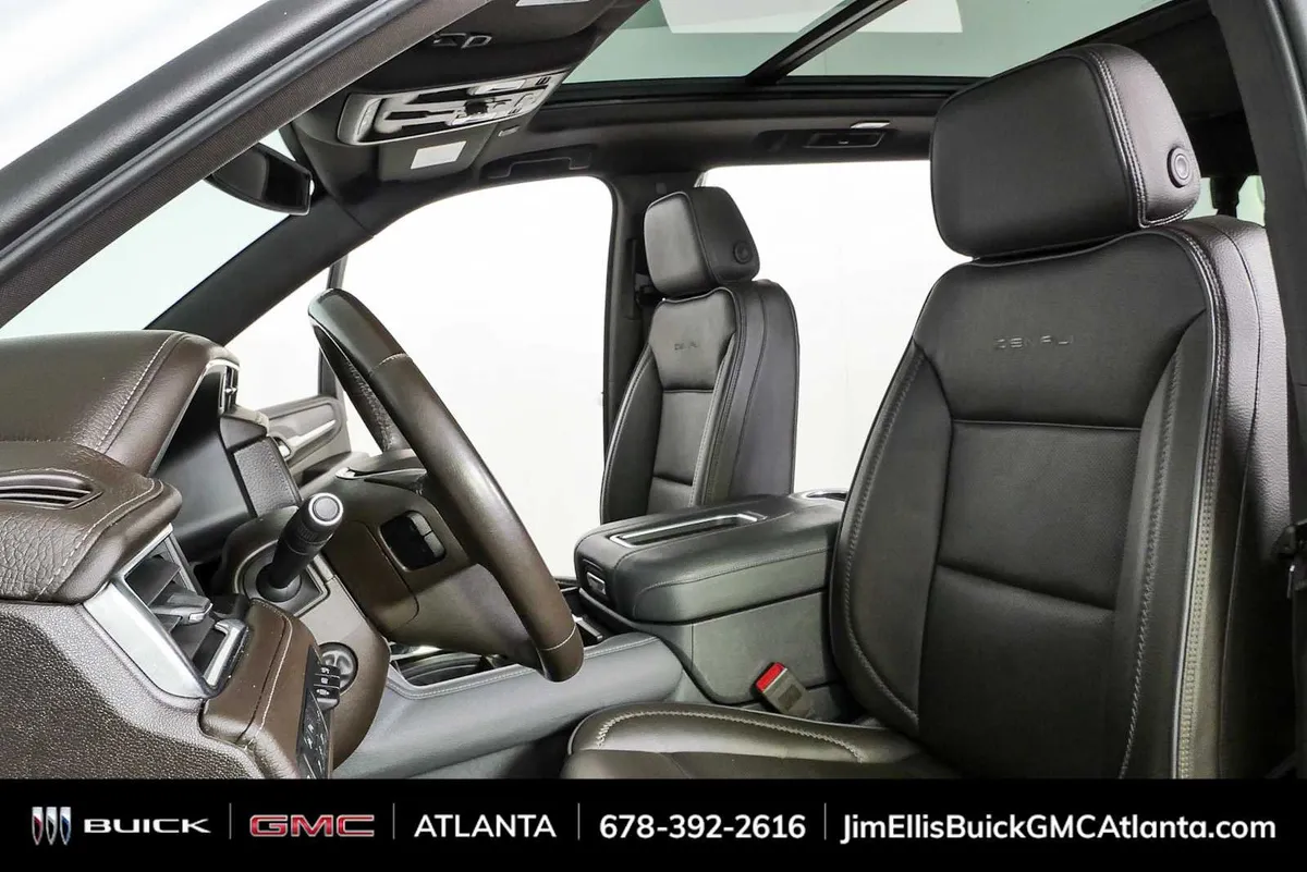 2022 GMC Yukon XL Denali thumbnail 5