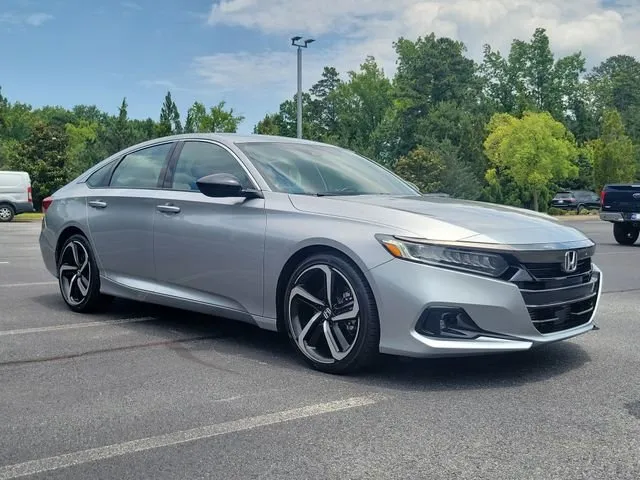 2022 Honda Accord Sport thumbnail 3