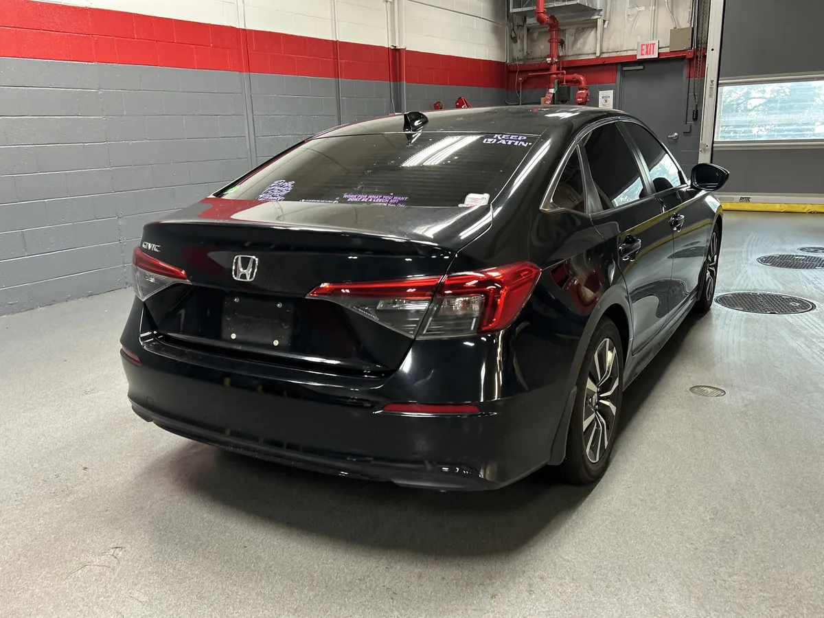 2022 Honda Civic EX thumbnail 11