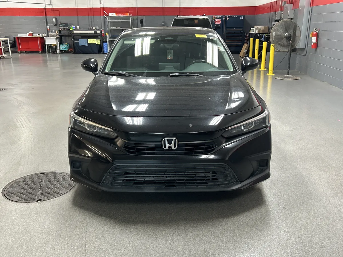 2022 Honda Civic EX thumbnail 3