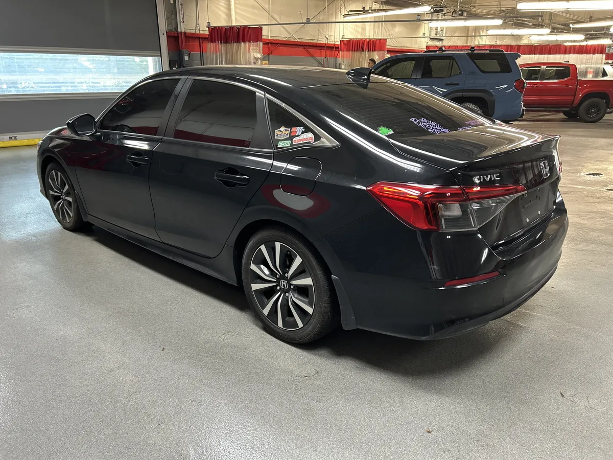 2022 Honda Civic EX thumbnail 9