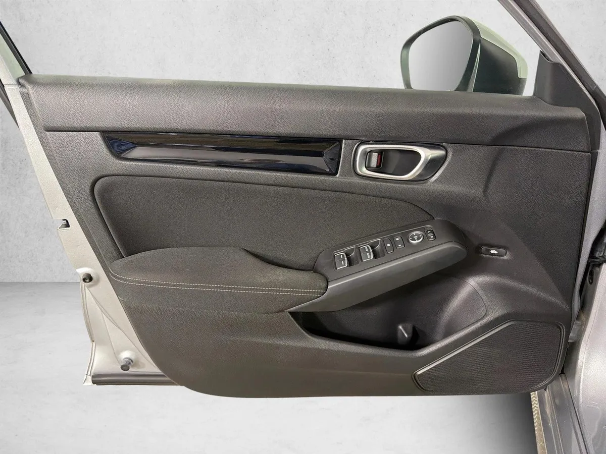 2022 Honda Civic Sedan EX thumbnail 11