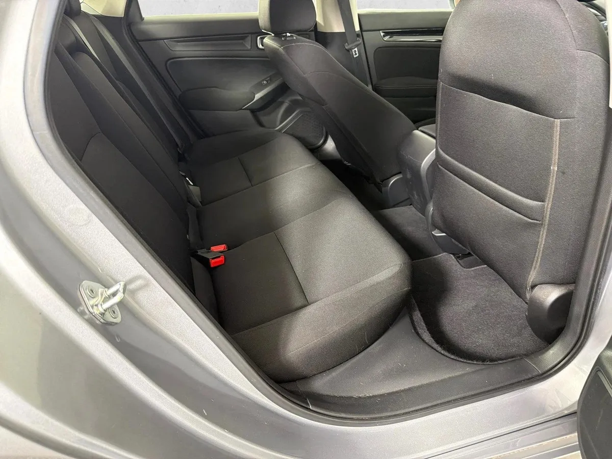 2022 Honda Civic Sedan EX thumbnail 16