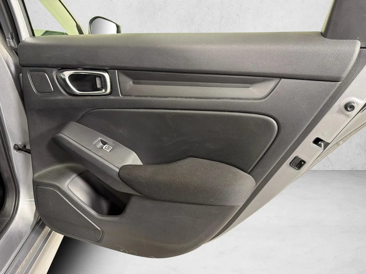2022 Honda Civic Sedan EX thumbnail 17
