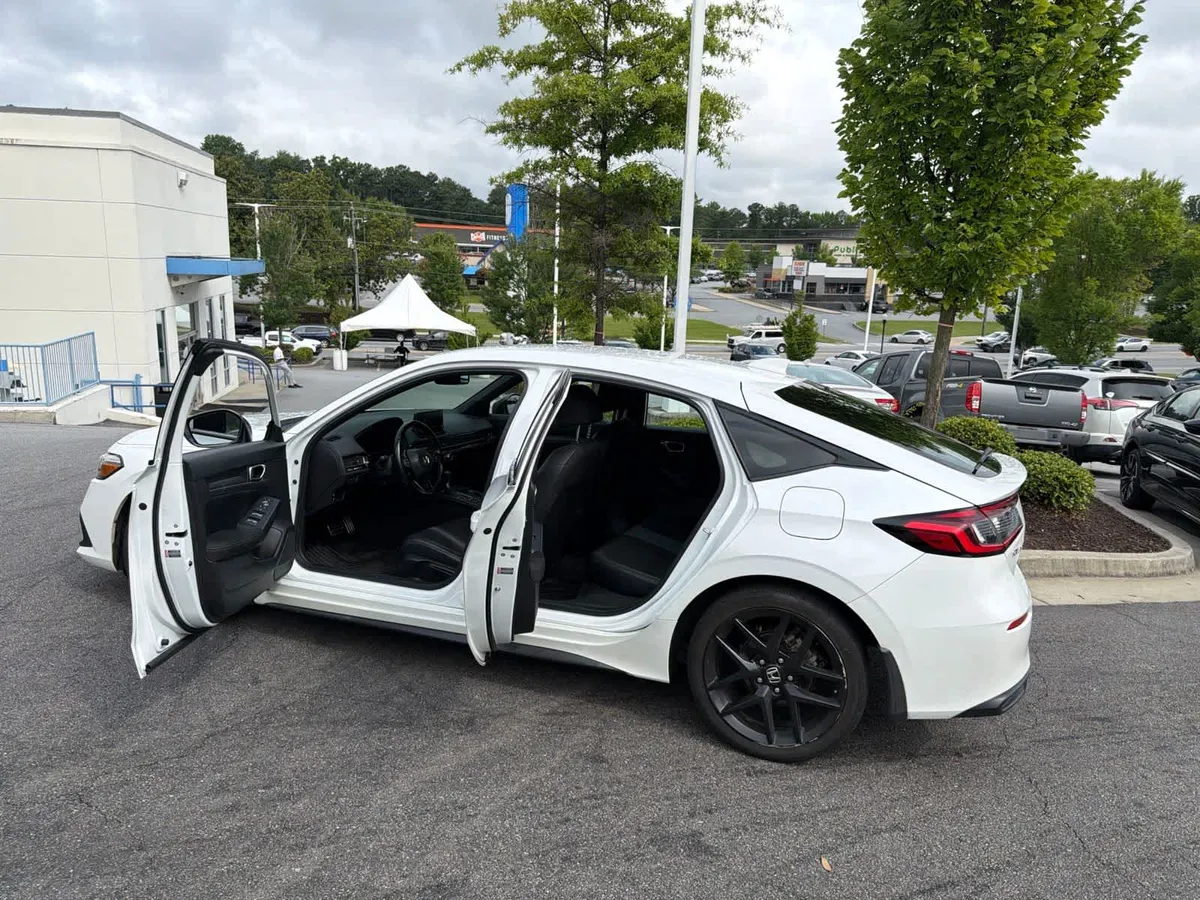 2022 Honda Civic Sport thumbnail 19