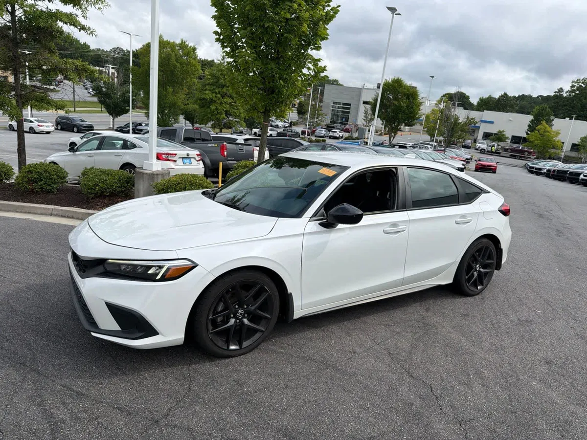 2022 Honda Civic Sport thumbnail 4