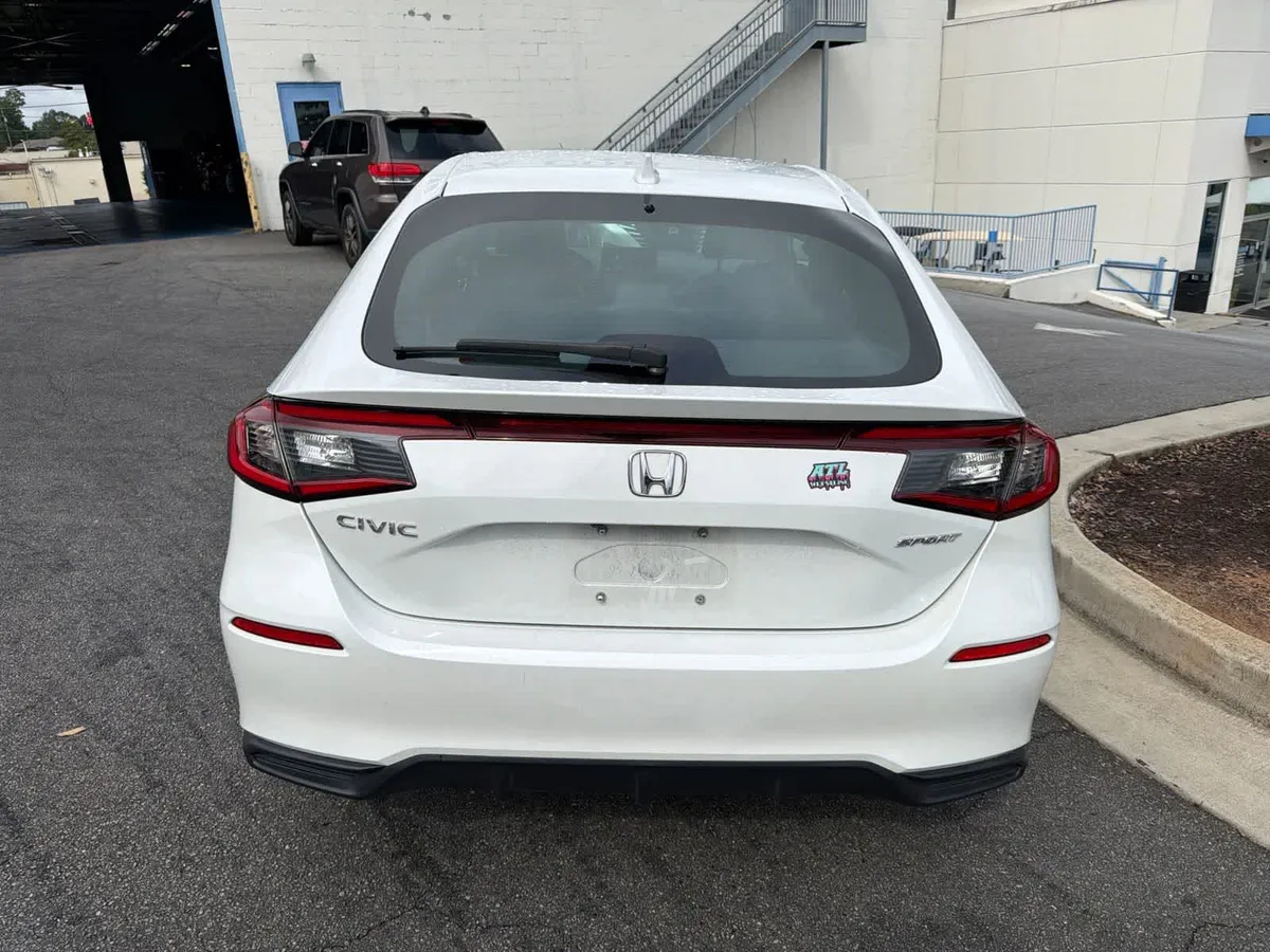2022 Honda Civic Sport thumbnail 9