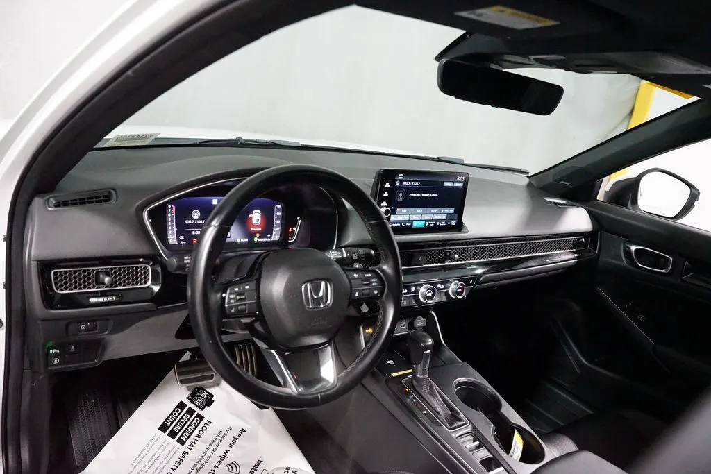 2022 Honda Civic Sport Touring thumbnail 11