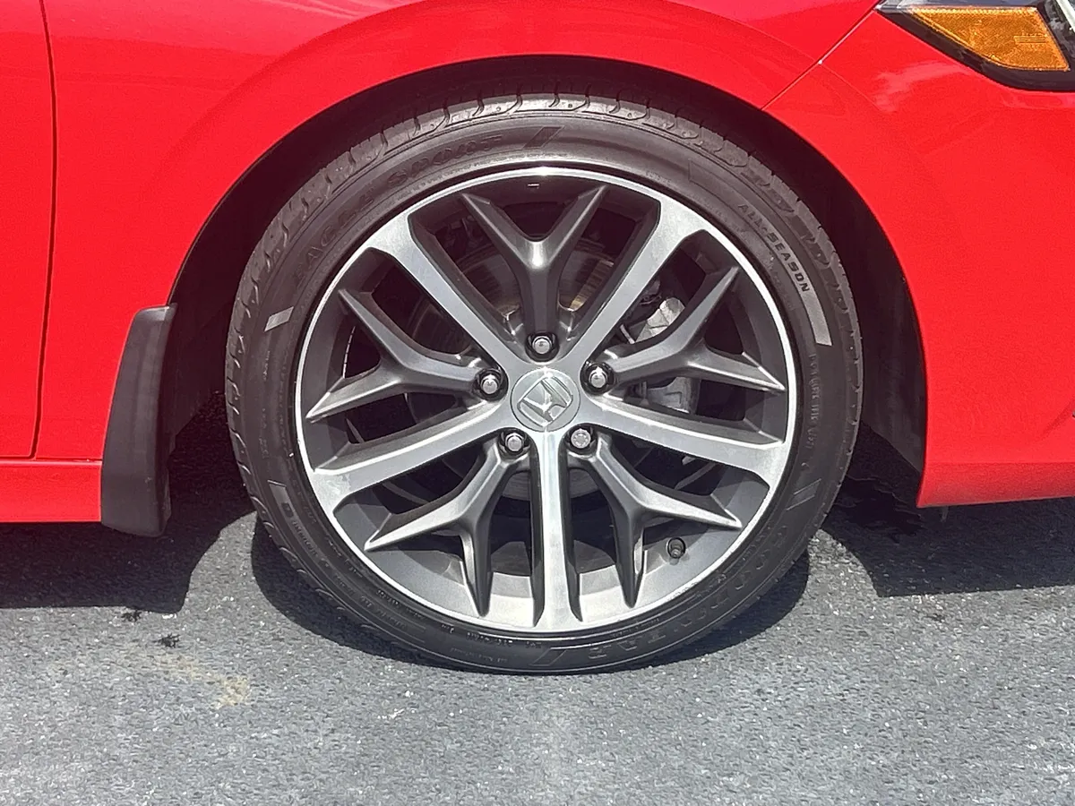 2022 Honda Civic Touring thumbnail 32
