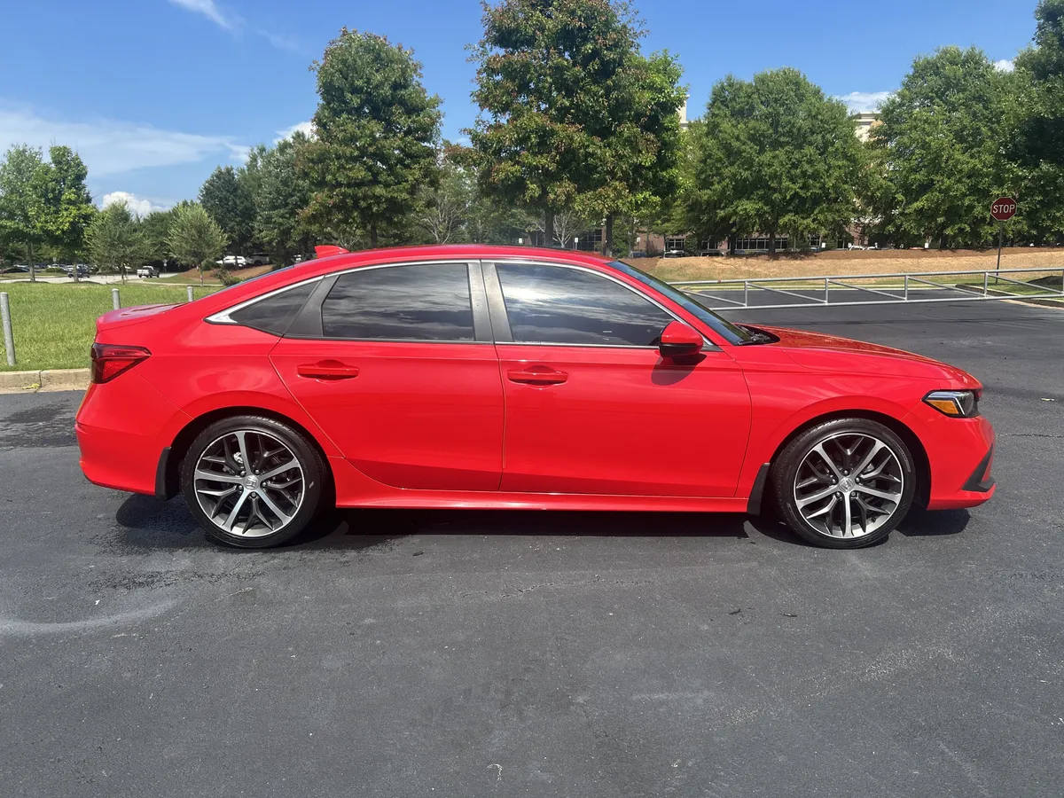 2022 Honda Civic Touring thumbnail 9