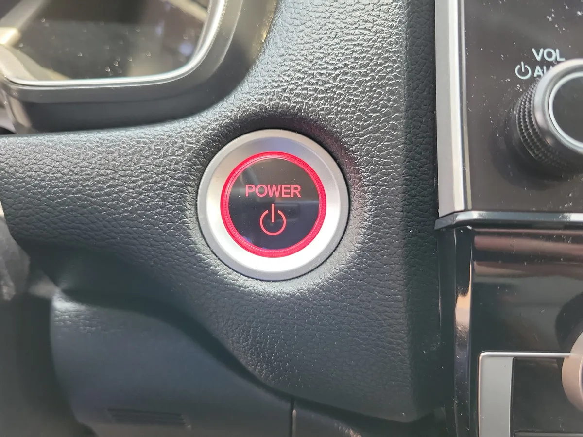 2022 Honda CR-V Hybrid Touring thumbnail 22