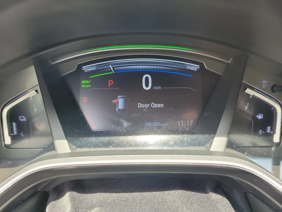 2022 Honda CR-V Hybrid Touring thumbnail 25