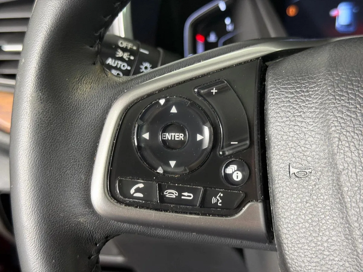 2022 Honda CR-V Touring thumbnail 27