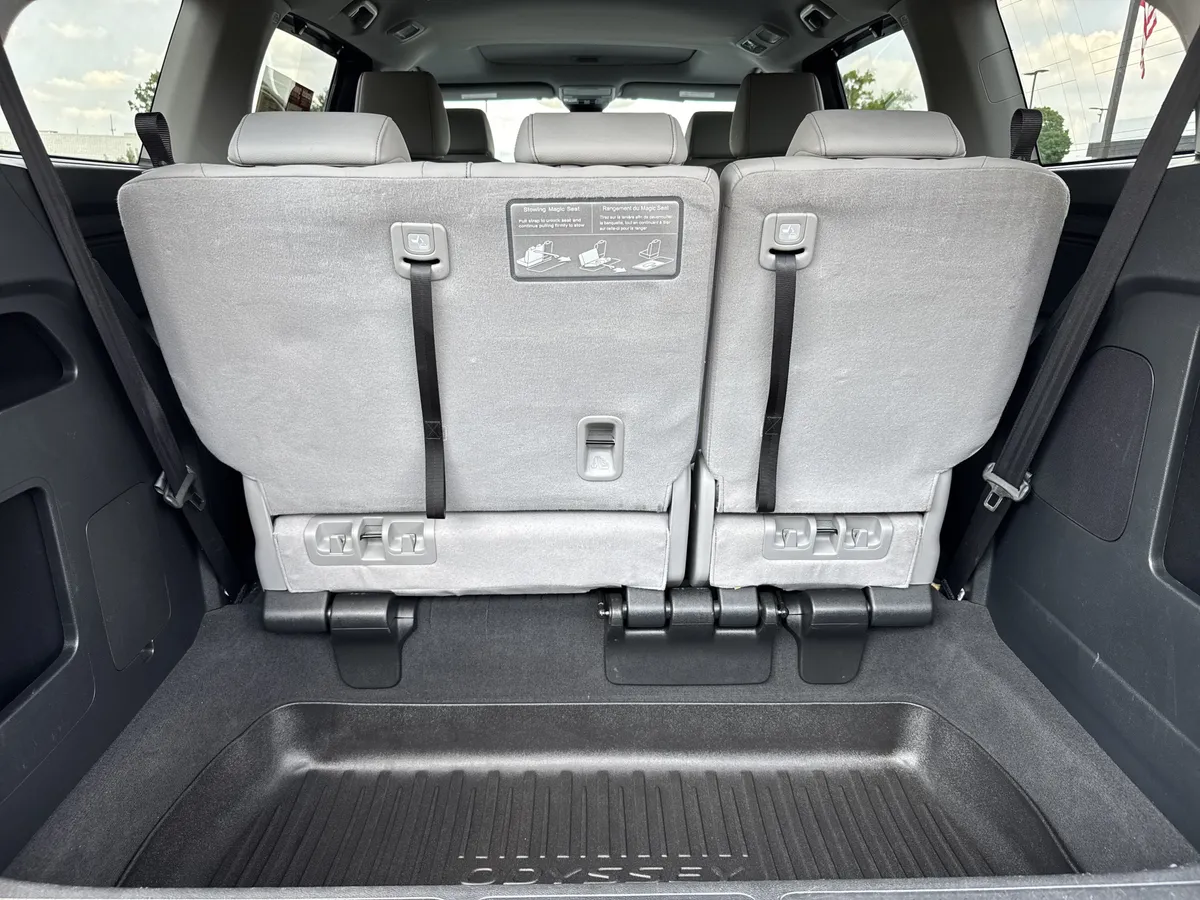 2022 Honda Odyssey EX-L thumbnail 33