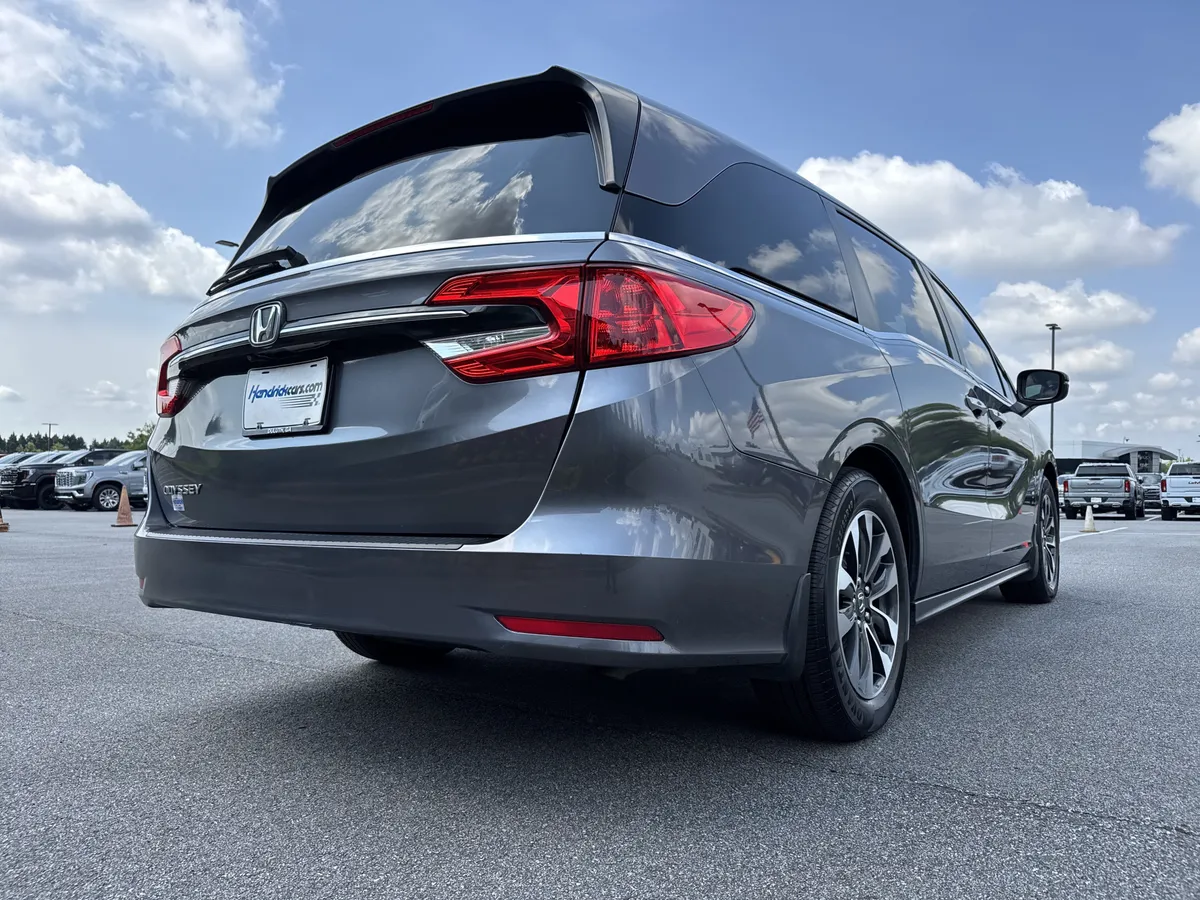 2022 Honda Odyssey EX-L thumbnail 9