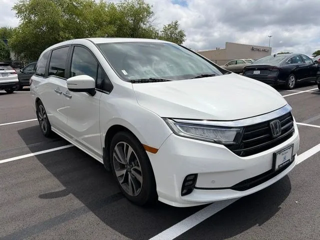 2022 Honda Odyssey Touring thumbnail 8