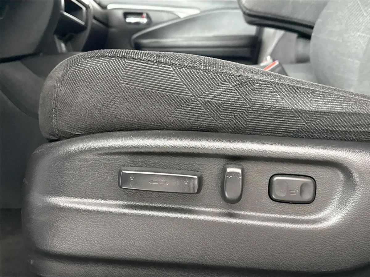 2022 Honda Pilot Sport thumbnail 27