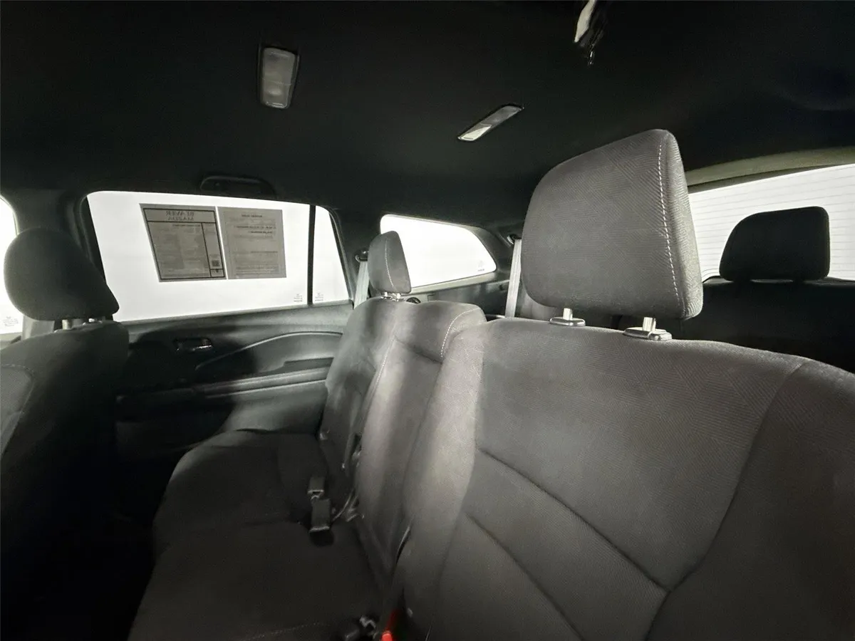 2022 Honda Pilot Sport thumbnail 28
