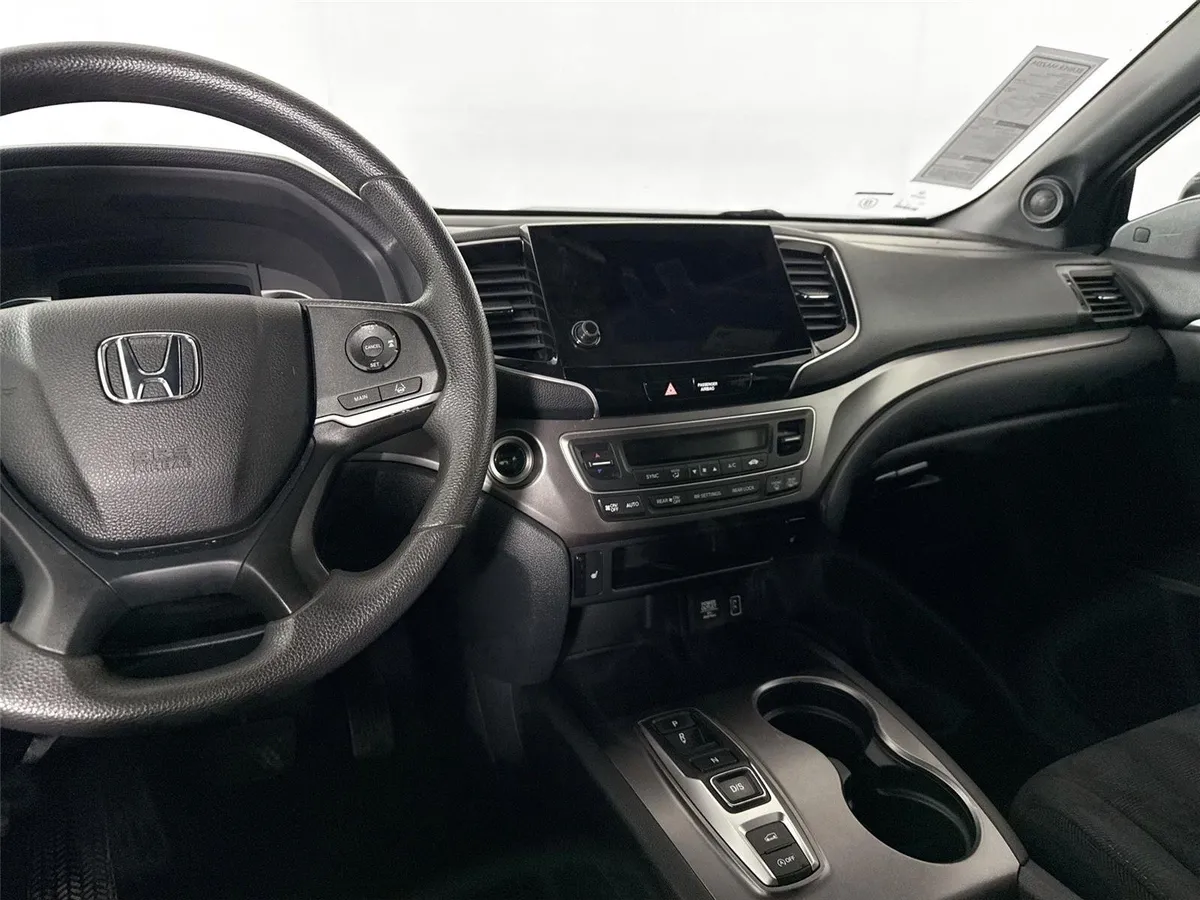 2022 Honda Pilot Sport thumbnail 30