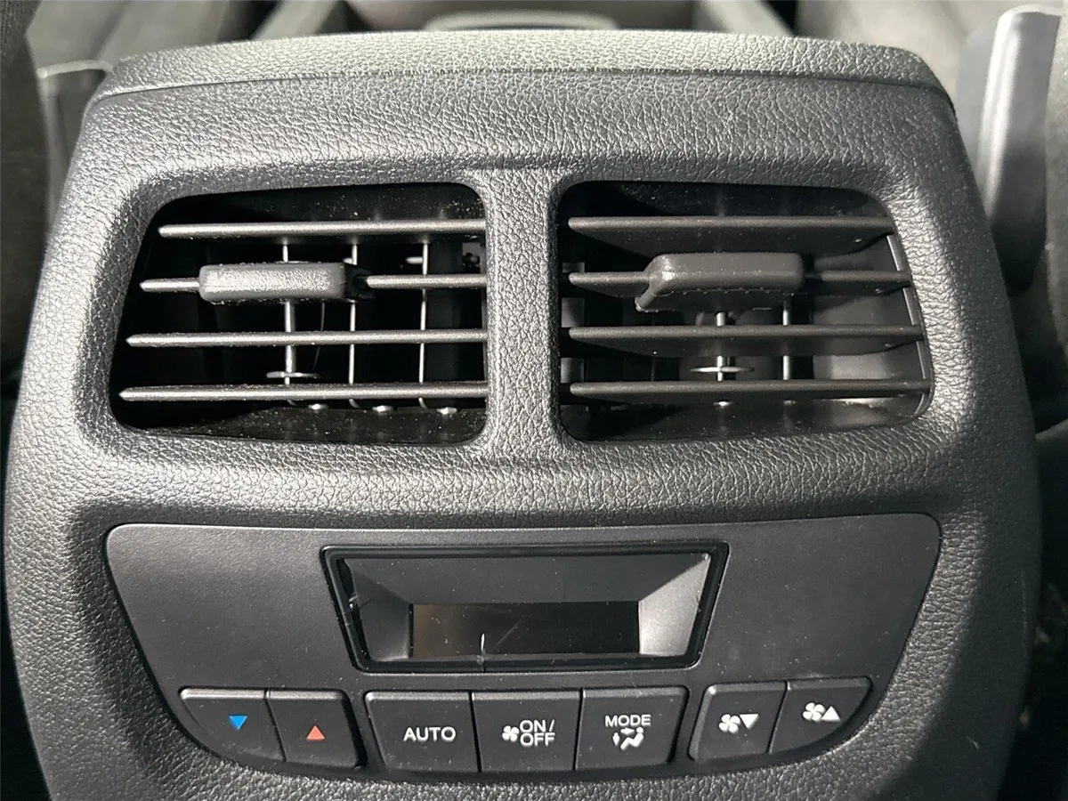 2022 Honda Pilot Sport thumbnail 34