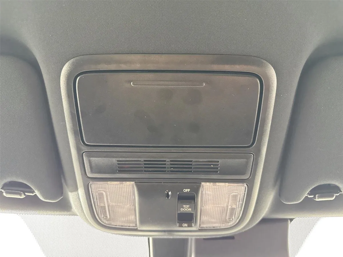 2022 Honda Pilot Sport thumbnail 6