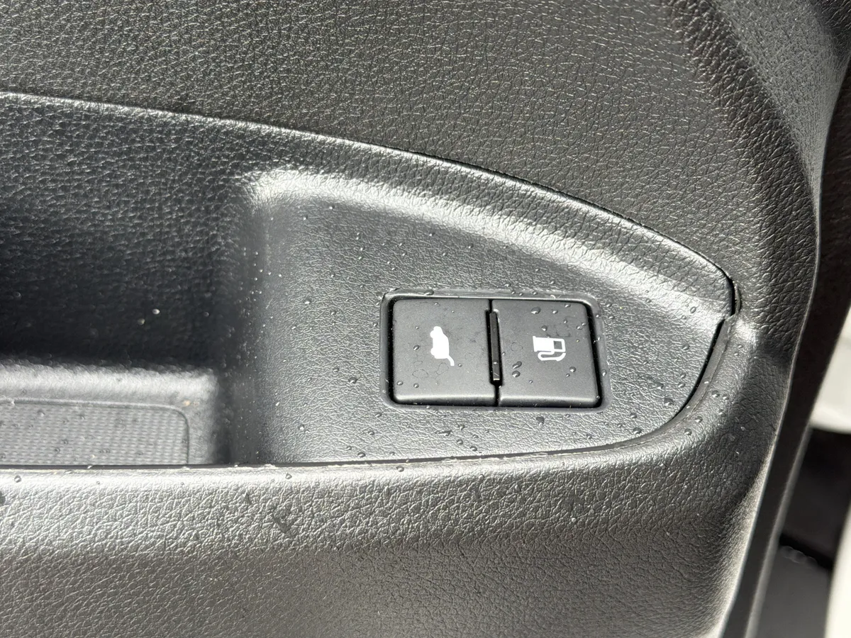 2022 Honda Pilot Touring 7-Passenger thumbnail 20