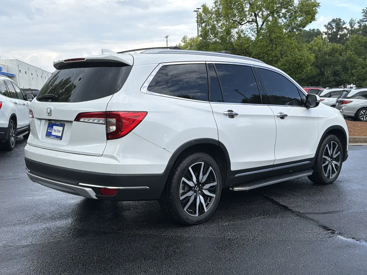 2022 Honda Pilot Touring 7-Passenger thumbnail 33