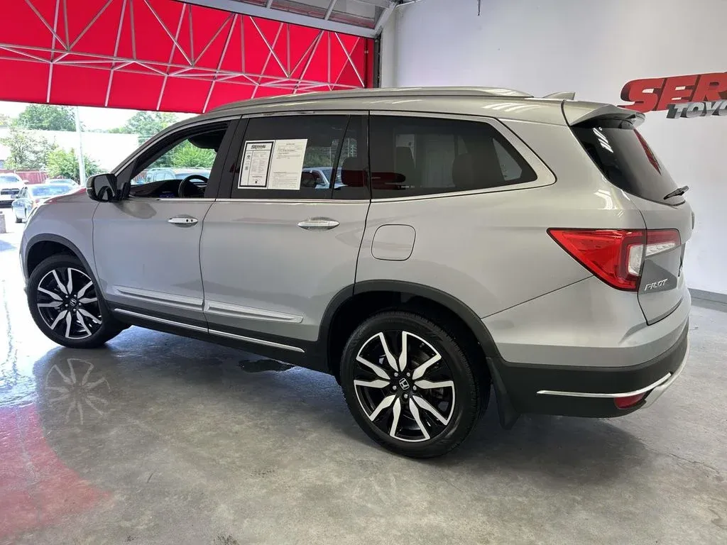 2022 Honda Pilot Touring thumbnail 6