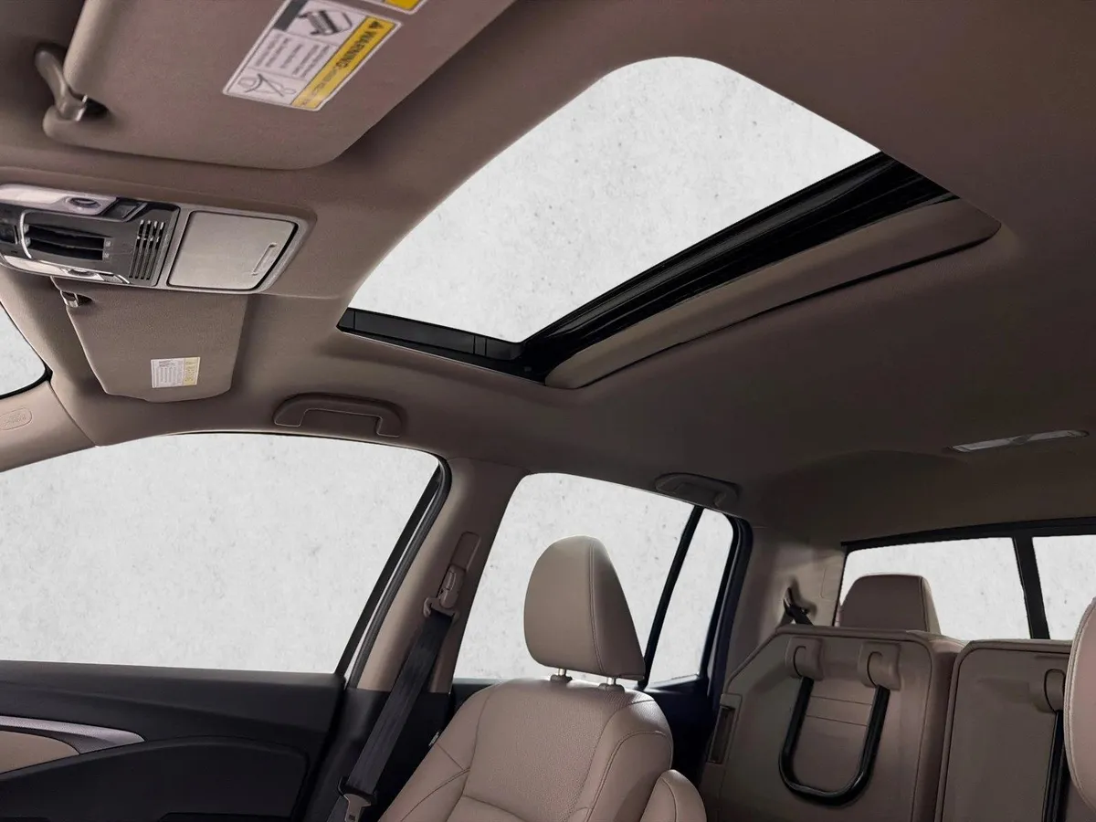 2022 Honda Ridgeline RTL-E thumbnail 2