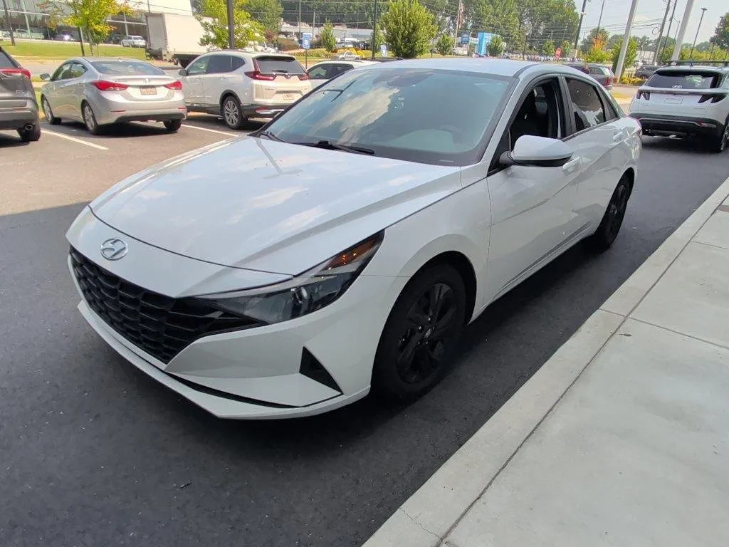 2022 HYUNDAI ELANTRA SEL thumbnail 2