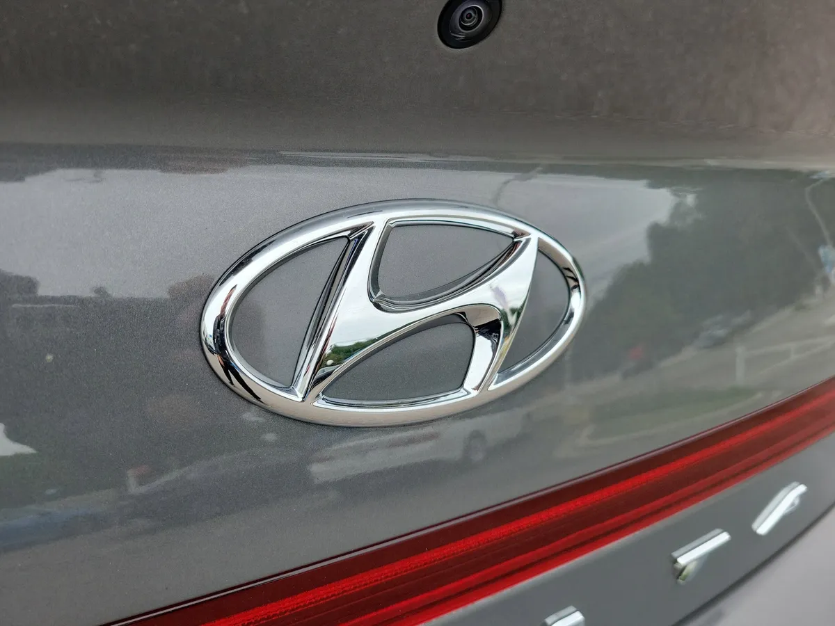 2022 Hyundai Sonata SE thumbnail 26