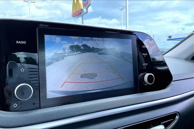 2022 Hyundai Sonata SE thumbnail 13