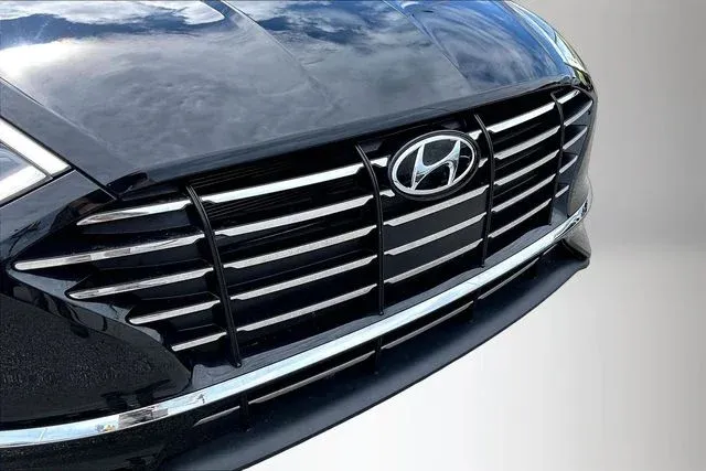 2022 Hyundai Sonata SE thumbnail 26