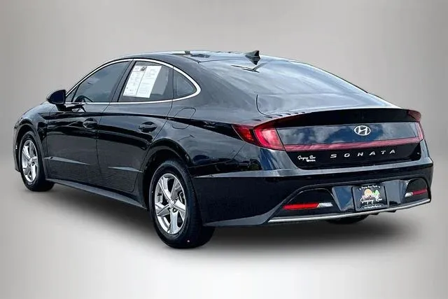 2022 Hyundai Sonata SE thumbnail 4