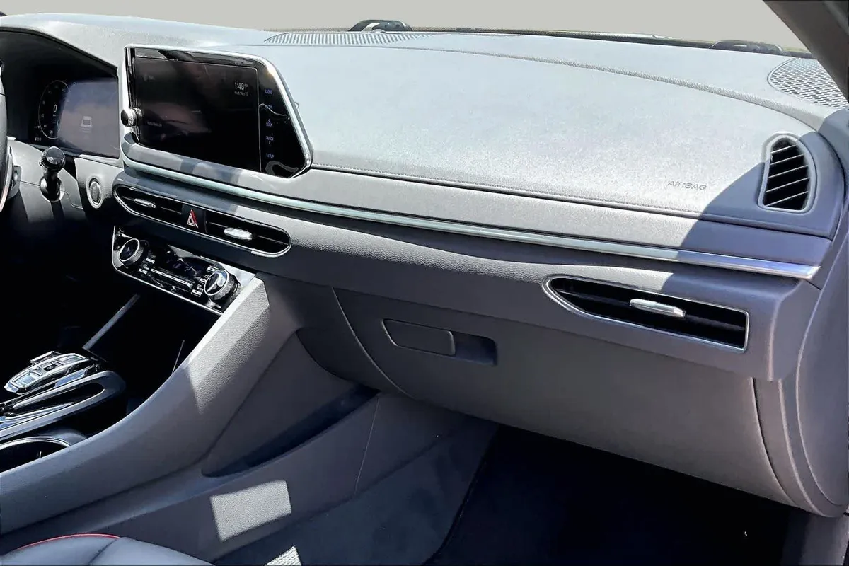 2022 Hyundai Sonata SEL Plus thumbnail 19