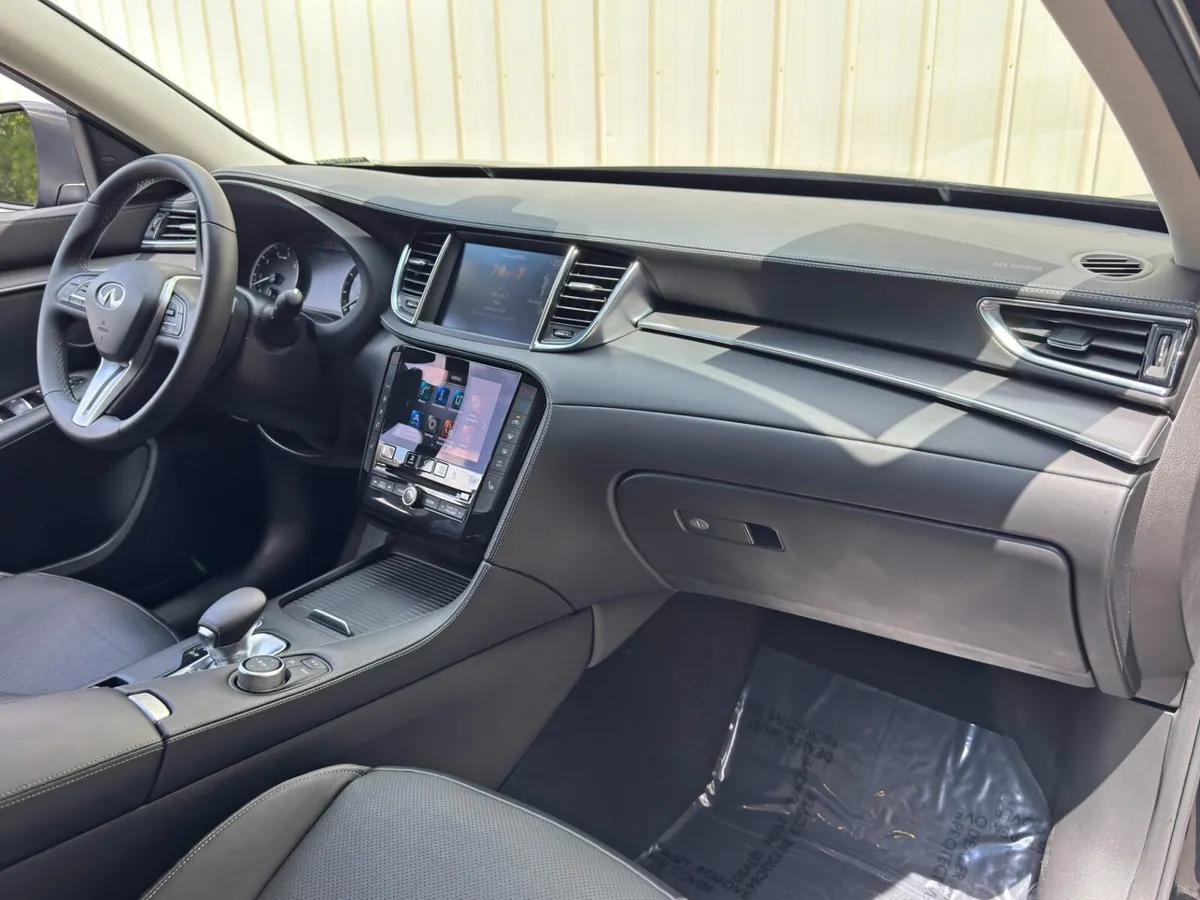 2022 INFINITI QX50 Luxe thumbnail 14