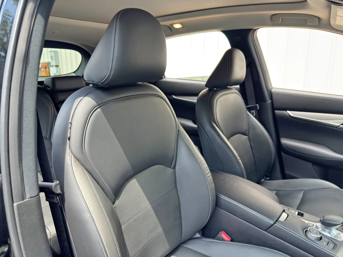 2022 INFINITI QX50 Luxe thumbnail 37
