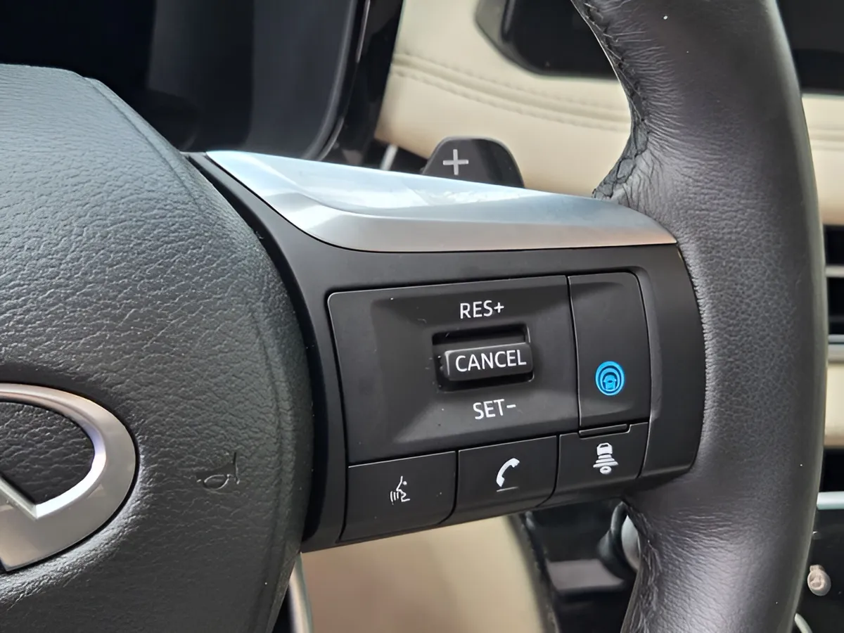 2022 INFINITI QX60 LUXE thumbnail 29