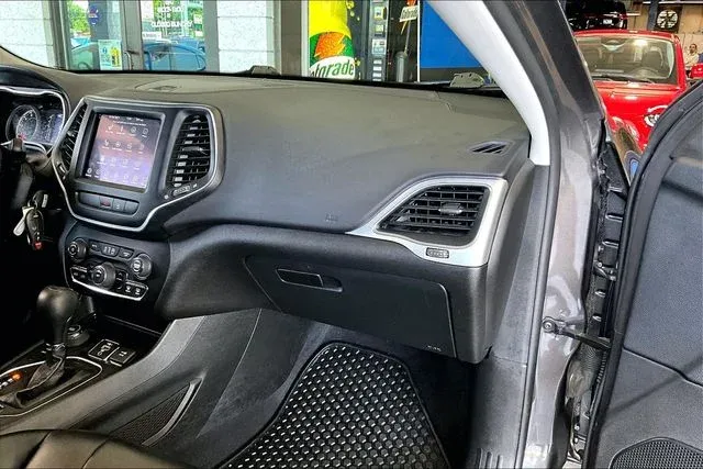 2022 Jeep Cherokee X thumbnail 21