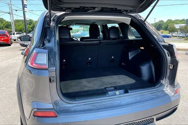 2022 Jeep Cherokee X thumbnail 29