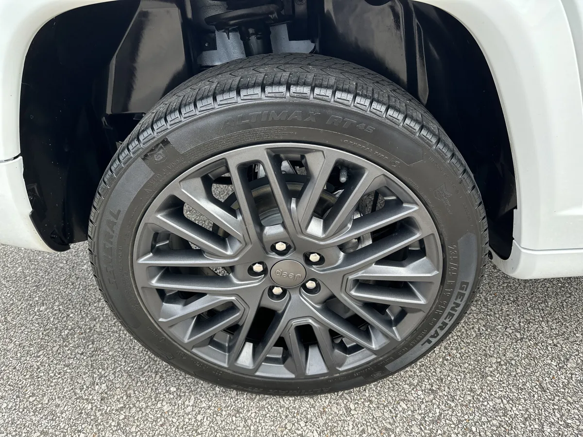 2022 Jeep Compass High Altitude thumbnail 19