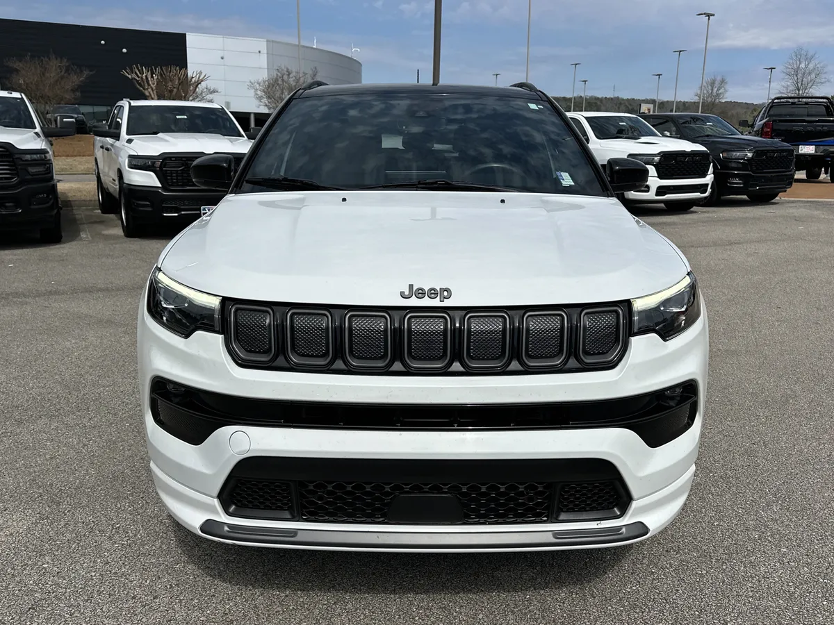 2022 Jeep Compass High Altitude thumbnail 2