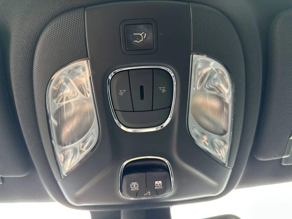 2022 Jeep Compass High Altitude thumbnail 34