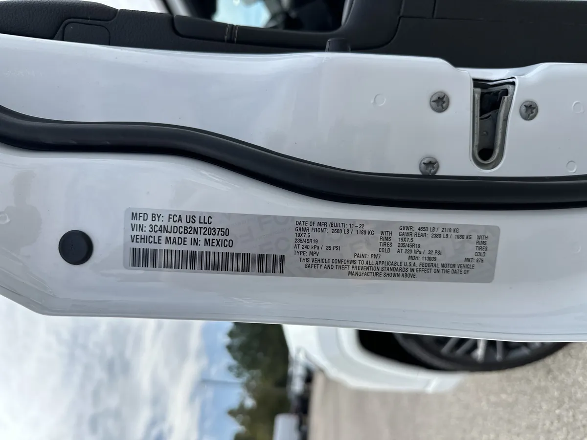 2022 Jeep Compass High Altitude thumbnail 36